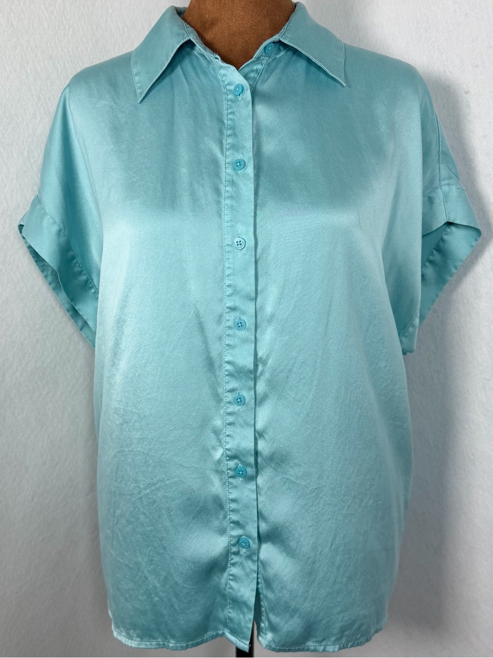 Antonio Melani Silk Blend Aqua Satin Button Front Blouse L Minimalist Coastal - Picture 2 of 8